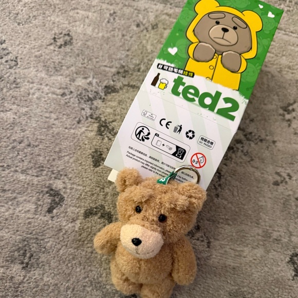ted 2 keychain - Picture 1 of 3